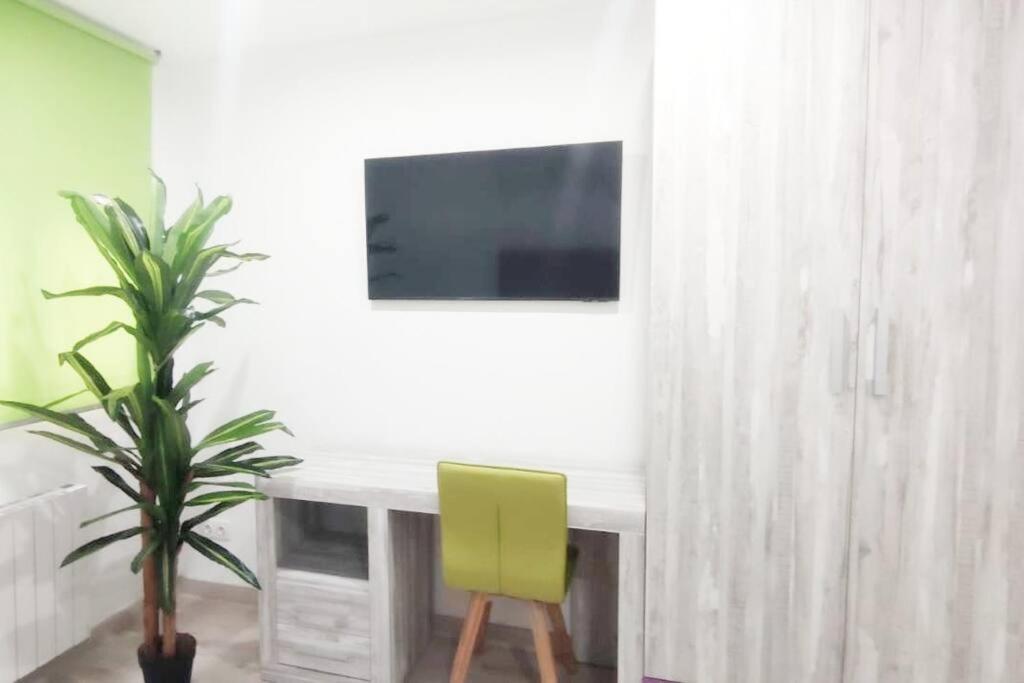 Apartmán - Lujo - Parking, Maquina Arcade, Wifi Y Netflix Oviedo Exteriér fotografie